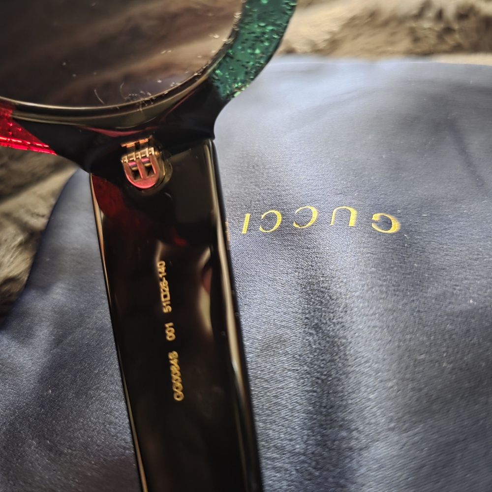 Gucci Black and Red Round Frame Sunglasses - Picture 9 of 9